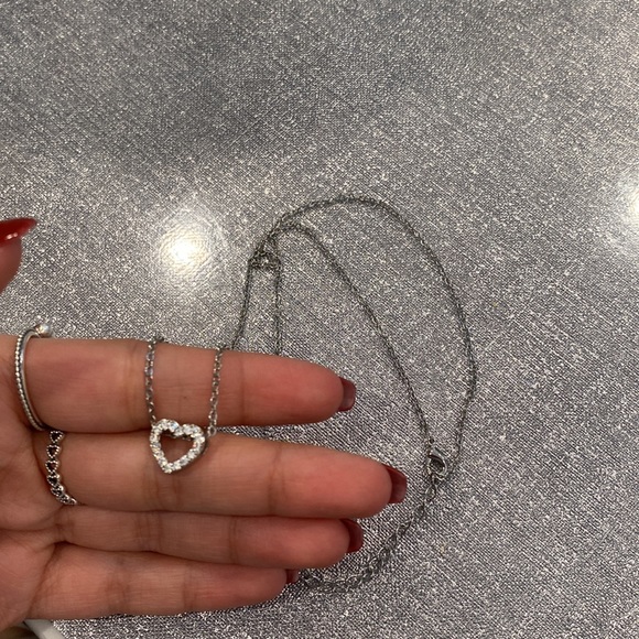 adjustable heart ardene necklace - Picture 2 of 2